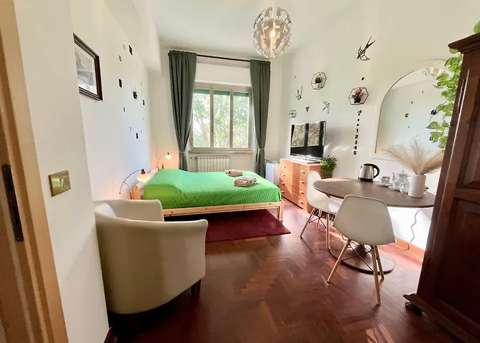 Michelangelo's House 4*